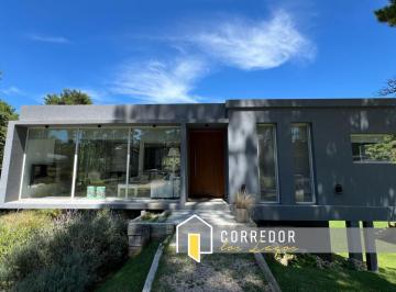 Casa · 300m² · 5 Ambientes · 1 Cochera · Alquiler Temporal, Casa, Costa Esmeralda, Deportiva, Lote Al 300