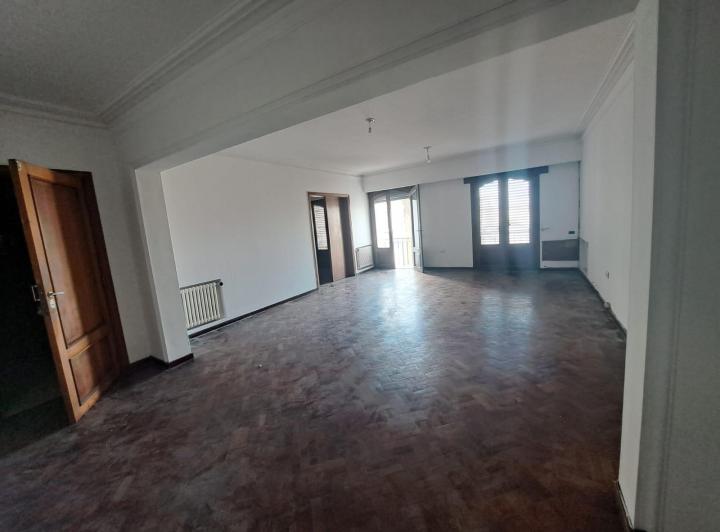 Departamento · 140m² · 6 Ambientes