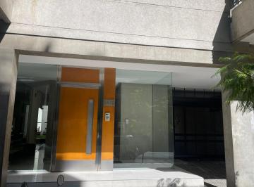 Departamento de 2 ambientes, Belgrano · 2 Ambientes o Higgins y Monroe Sin Muebles Ingreso 1 de Mayo.
