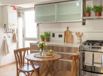 Departamento de 4 ambientes, Liniers · Departamento 4 Ambientes con Dos Cocheras, Av Larrazábal Al 600 Liniers