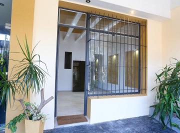 Local comercial · 29m² · 1 Cochera · Local Comercial en Venta en Burzaco con Cochera