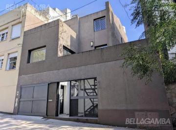 Casa · 176m² · 4 Ambientes · 1 Cochera · Casa Venta Vicente Lopez 4 Ambientes Cochera Apt Credito