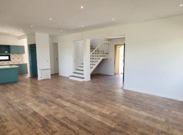 Casa · 182m² · 5 Ambientes · 3 Cocheras · Venta Casa 4 Dorm. - San Pablo - Pilar