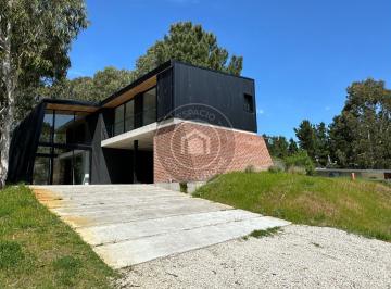 Casa · 182m² · 4 Ambientes · 241 - Venta Casa Costa Esmeralda Sub Barrio Senderos 3