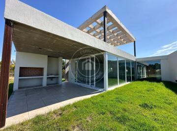 Casa · 164m² · 4 Ambientes · 370 Casa en Venta a Estrenar - Costa Esmeralda - Piscina - Pileta - Jardin - Losa Radiante - Oportun