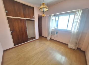 Departamento · 50m² · 3 Ambientes · Departamento en Alquiler 3 Ambientes en Liniers!
