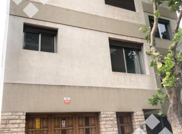 Edificio · 420m² · 8 Dormitorios · 4 Cocheras · Venta - Edificio 3 Pisos - Alem 200 - Cipolletti