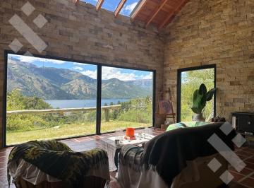 Casa · 145m² · 4 Ambientes · 1 Cochera · Venta Casa con Vista Al Lago, Meliquina