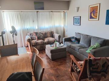 Departamento · 74m² · 4 Ambientes · Venta Departamento 3 Dorm Calle España Al 200. Cipolletti, Rio Negro