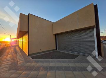 Local comercial · 55m² · 1 Cochera · Local Comercial Gral Godoy y Gral Roca - Plottier