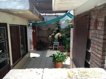Casa · 94m² · 3 Ambientes · Alquilo Casa en Munro 3 Ambientes, patio, parrilla