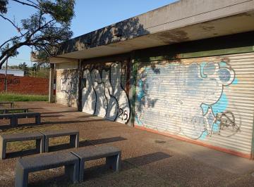 Local comercial , Almirante Brown · Local Comercial a La Venta, en Don Orione