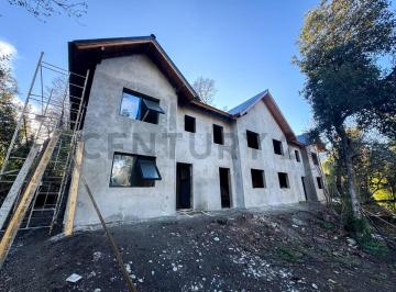 Casa · 72m² · 3 Ambientes · 1 Cochera · Venta Casa Villa La Angostura