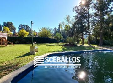 Quinta vacacional · 40m² · 3 Ambientes · Quinta en Maschwitz Barrio Green Hills con Pileta