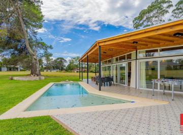Casa · 5 Ambientes · Marayui Country Club, Casa de 4 Dorm.