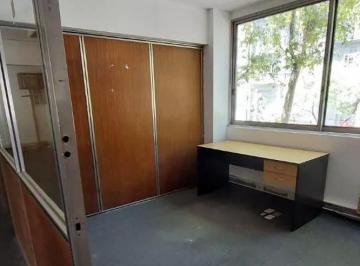 Oficina comercial · 150m² · 6 Ambientes · Oficina en Venta - 4 Oficinas 3 Baños - 150 m² - Monserrat