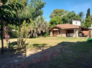 Casa · 51m² · 2 Ambientes · 3 Cocheras · Casa en Venta, Pilar