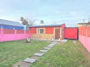Casa · 50m² · 2 Ambientes · 4 Cocheras · Venta Casa en Tortuguitas Ideal Para Ampliar!
