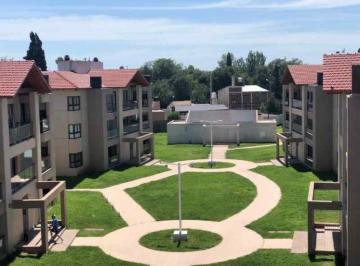PH de 4 ambientes, Córdoba · Inmobiliaria Vende Departamento en Complejo Cerrado Argüello Village