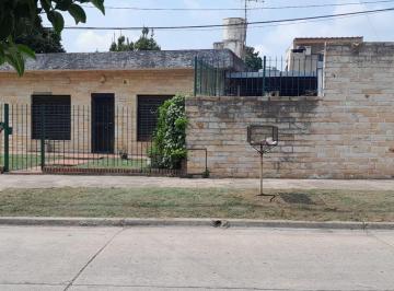 Casa · 150m² · 4 Ambientes · 1 Cochera · Venta Casa San Antonio de Padua Apto Credito!
