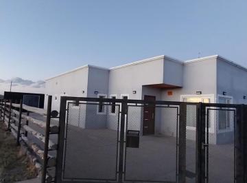 Casa · 92m² · 7 Ambientes · 2 Cocheras · Casa 3 Dorm. + Container Loft - Km 8