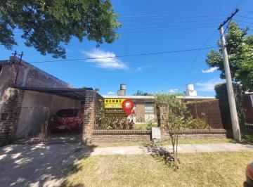 Casa · 81m² · 5 Ambientes · 1 Cochera · Casa en Gualeguaychu