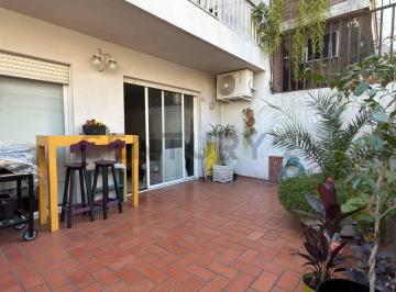 Departamento · 88m² · 4 Ambientes · Depto 4 Amb. Cfte con Hermoso Patio