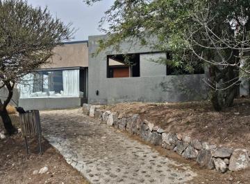 Casa de 4 ambientes, Mendiolaza · Casa a La Venta Sobre un Lote de 1000 m² en Estancia Q2