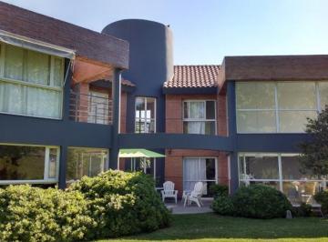 Casa de 4 ambientes, Mendiolaza · Casa en Estancia Q2 Sobre Bv. Principal