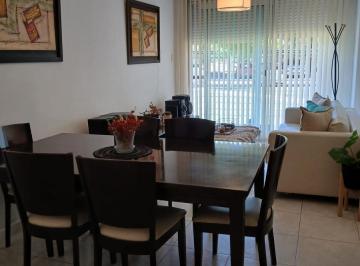 Departamento · 95m² · 6 Ambientes · Departamento en Jardines de La Estanzuela 2 Dorm. Planta Baja