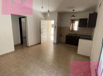 Departamento · 50m² · 2 Ambientes · Venta - Departamento en Luis Guillon, con Escritura y Posibilidad en Cuotas!