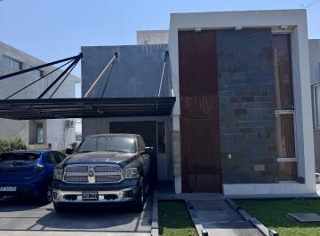Casa de 6 ambientes, La Calera · Casa de 3 Dorm. en Venta La Estanzuela Ll