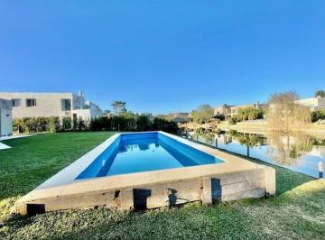 Casa · 380m² · 4 Ambientes · 4 Cocheras · Casa en Venta 3 Dorm. en Cabos del Lago, Nordelta, Tigre