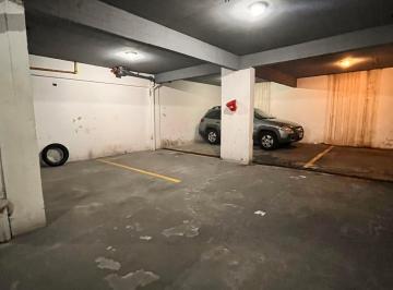 Garage , Almagro · Cochera Doble/ Fco Acuña de Figueroa 761