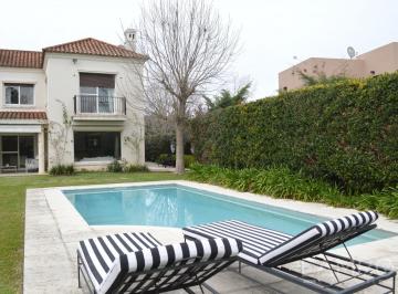 Casa · 300m² · 5 Ambientes · 2 Cocheras · Venta Casa Pilar Ayres del Pilar