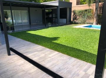 Casa · 625m² · 4 Ambientes · 2 Cocheras · Casa en Venta de Dos Dorm. con Patio y Pileta - Sol Paraná - Pueblo Esther