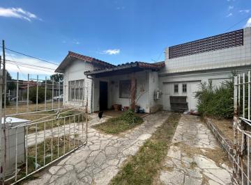 Casa de 4 ambientes, Tres de Febrero · Casa en Venta 4 Ambientes en Ciudad Jardín