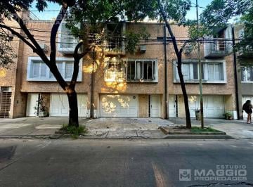 Casa · 165m² · 4 Ambientes · 2 Cocheras · Venta Casa Tipo Triplex en Villa Sarmiento