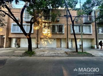 Casa · 165m² · 4 Ambientes · 2 Cocheras · Venta Casa Tipo Triplex en Villa Sarmiento