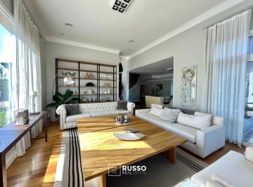 Casa de 6 ambientes, Tigre · Casa en Alquiler 4 Dorm en Suite Al Agua - Castores, Nordelta