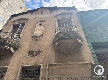 Casa · 180m² · 7 Ambientes · Casa Venta Planta Alta a Refaccionar Tres Dorm. Terreza Microcentro Rosario