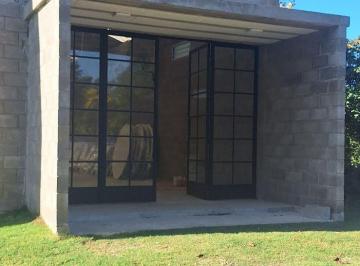 Local comercial · 200m² · 1 Ambiente · Local - Loma Verde