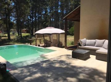 Casa · 240m² · 5 Ambientes · Casa en Venta 4 Dorm. en Costa Esmeralda, Costa Atlántica