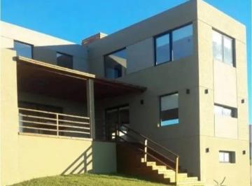 Casa · 200m² · 5 Ambientes · 2 Cocheras · Casa en Alq. Temporario 3 Dorm. en Costa Esmeralda, Costa Atlántica