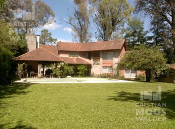 Casa · 230m² · 7 Ambientes · 2 Cocheras · Casa en Venta 7 Ambientes - Ingeniero Maschwitz