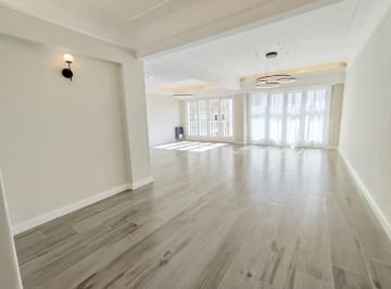 Departamento · 124m² · 4 Ambientes · Departamento 4 Ambientes en Venta Reciclado Macrocentro