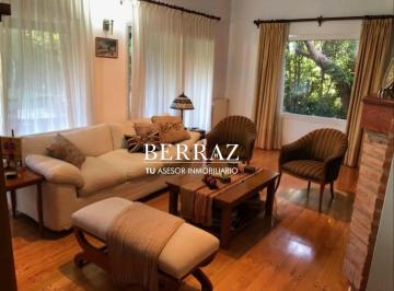 Casa · 226m² · 8 Ambientes · 2 Cocheras · Casa Venta 4 Dorm. Club de Campo Pueyrredon Lote de 840 m² Pilar