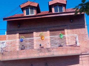 Casa de 6 ambientes, Avellaneda · Casa en Venta