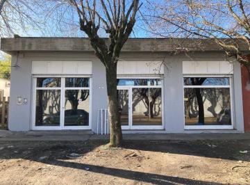 Local comercial · 92m² · 3 Cocheras · Venta Local Comercial en Pilar Centro