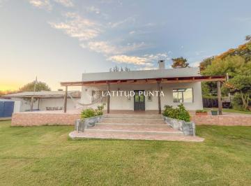 Foto1 · Casa 2 Dorm. en Balneario Buenos Aires con Piscina